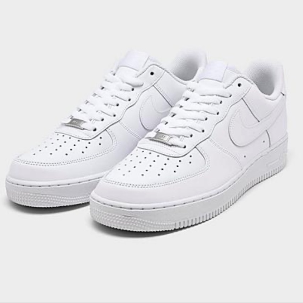 White Nike Air Force 1’s